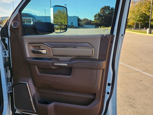 Used 2021 RAM 3500 Limited image 8