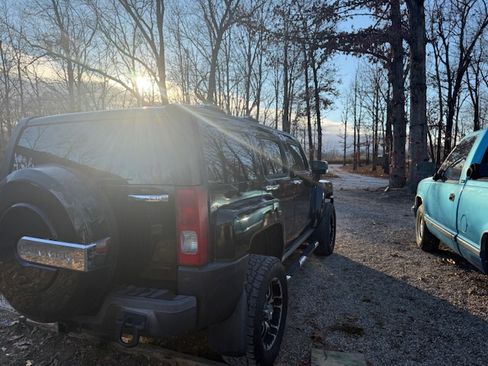 Used 2007 HUMMER H3 image 4