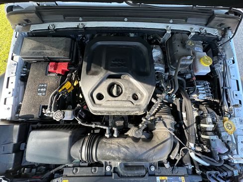 Used 2024 Jeep Wrangler Unlimited Sport image 22