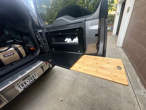 Used 2021 Land Rover Defender 110 X image 12