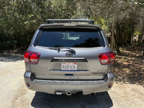 Used 2020 Toyota Sequoia TRD Pro w/ Carpet Mat Package (TMS) AWD/4WD image 12