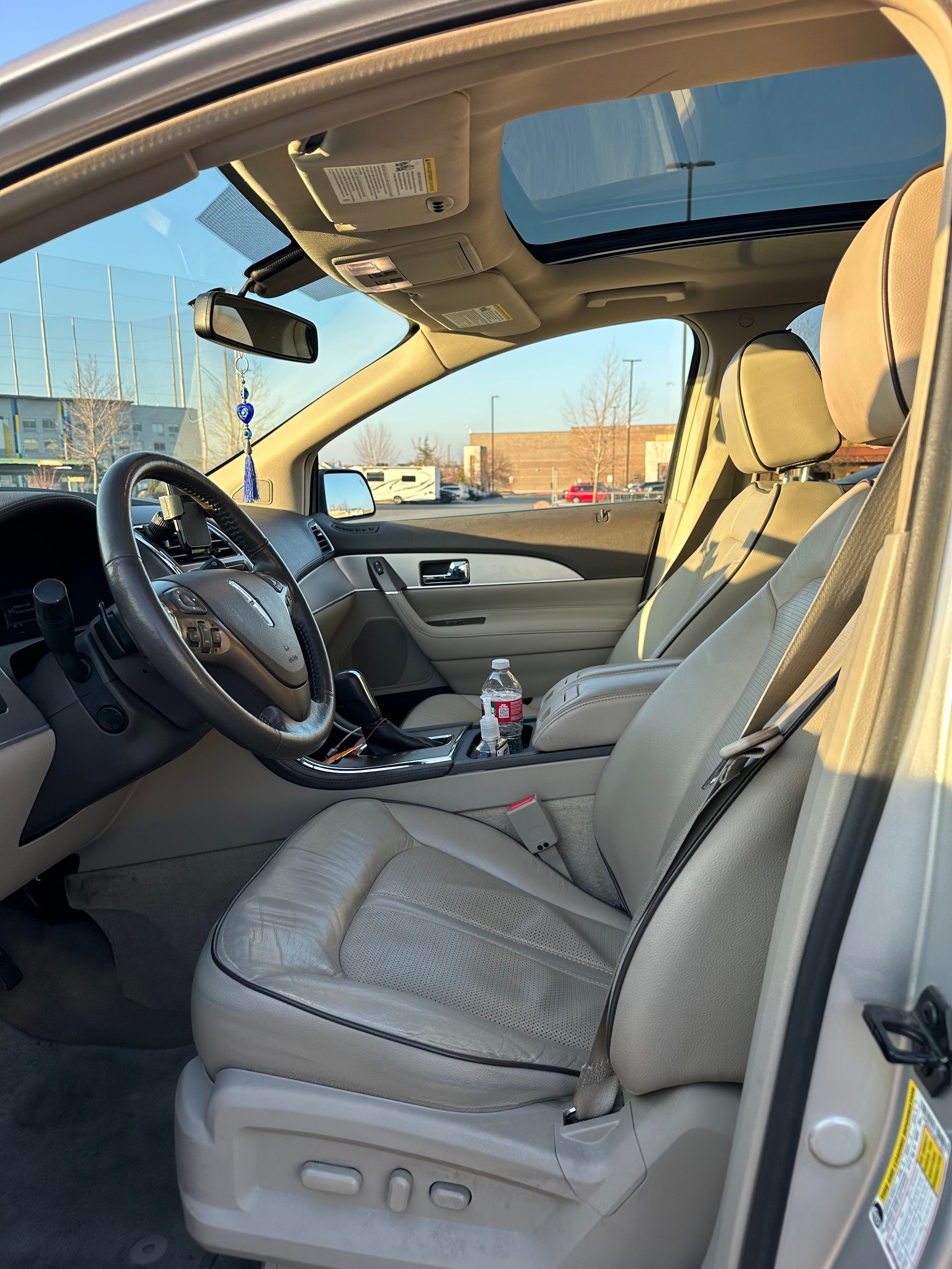 Used 2013 Lincoln MKX AWD image 22