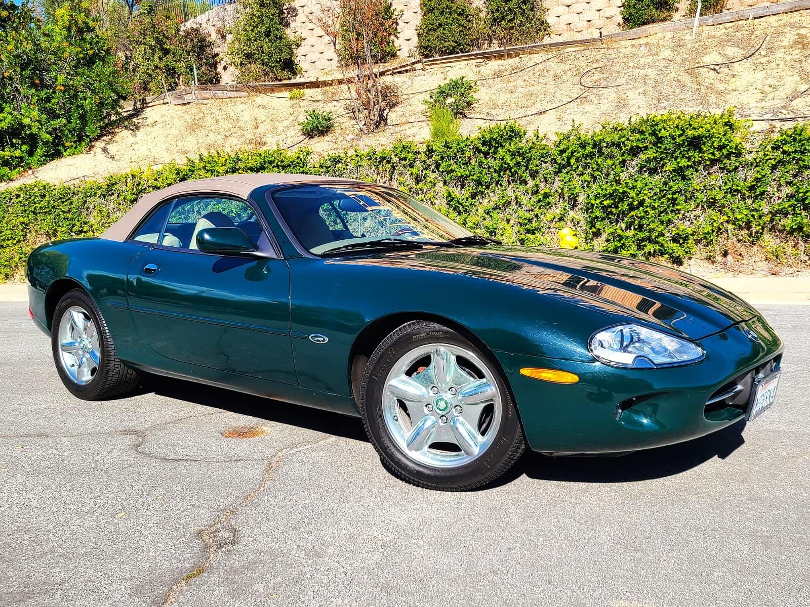 Used 1998 Jaguar XK8 Convertible RWD image 4