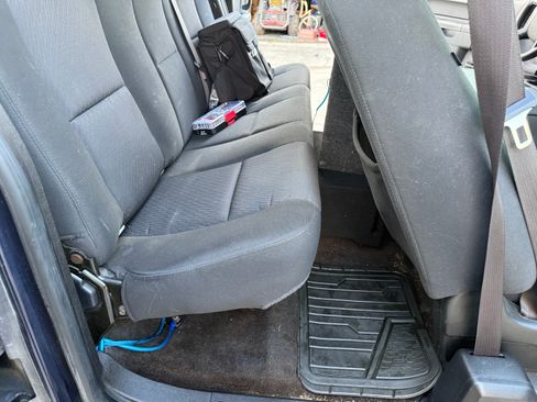 Used 2010 Chevrolet Silverado 1500 LS image 6