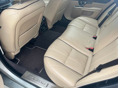 Used 2014 Jaguar XJ L Portfolio AWD/4WD image 15
