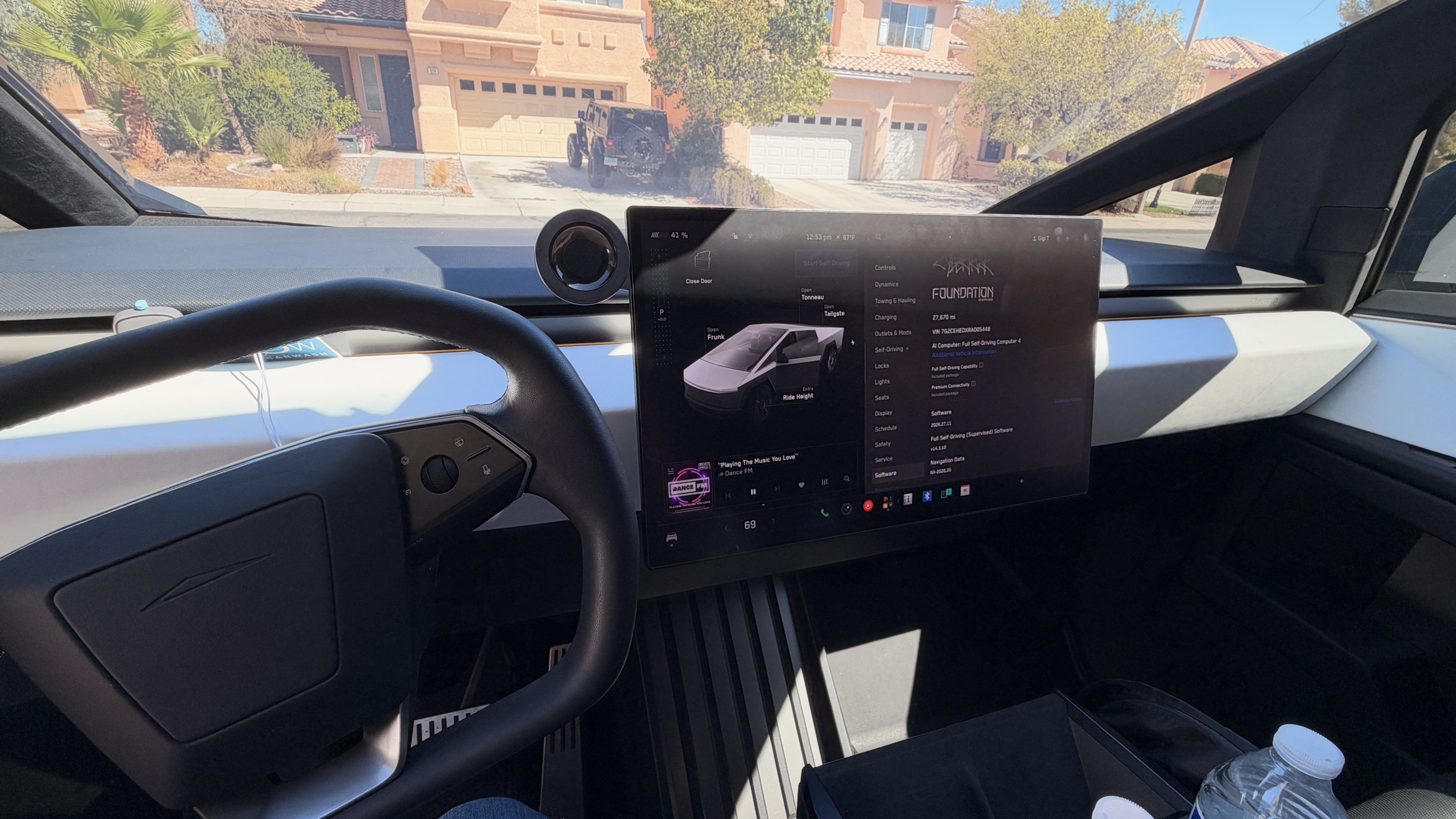 Used 2024 Tesla Cybertruck AWD Crew Cab image 15