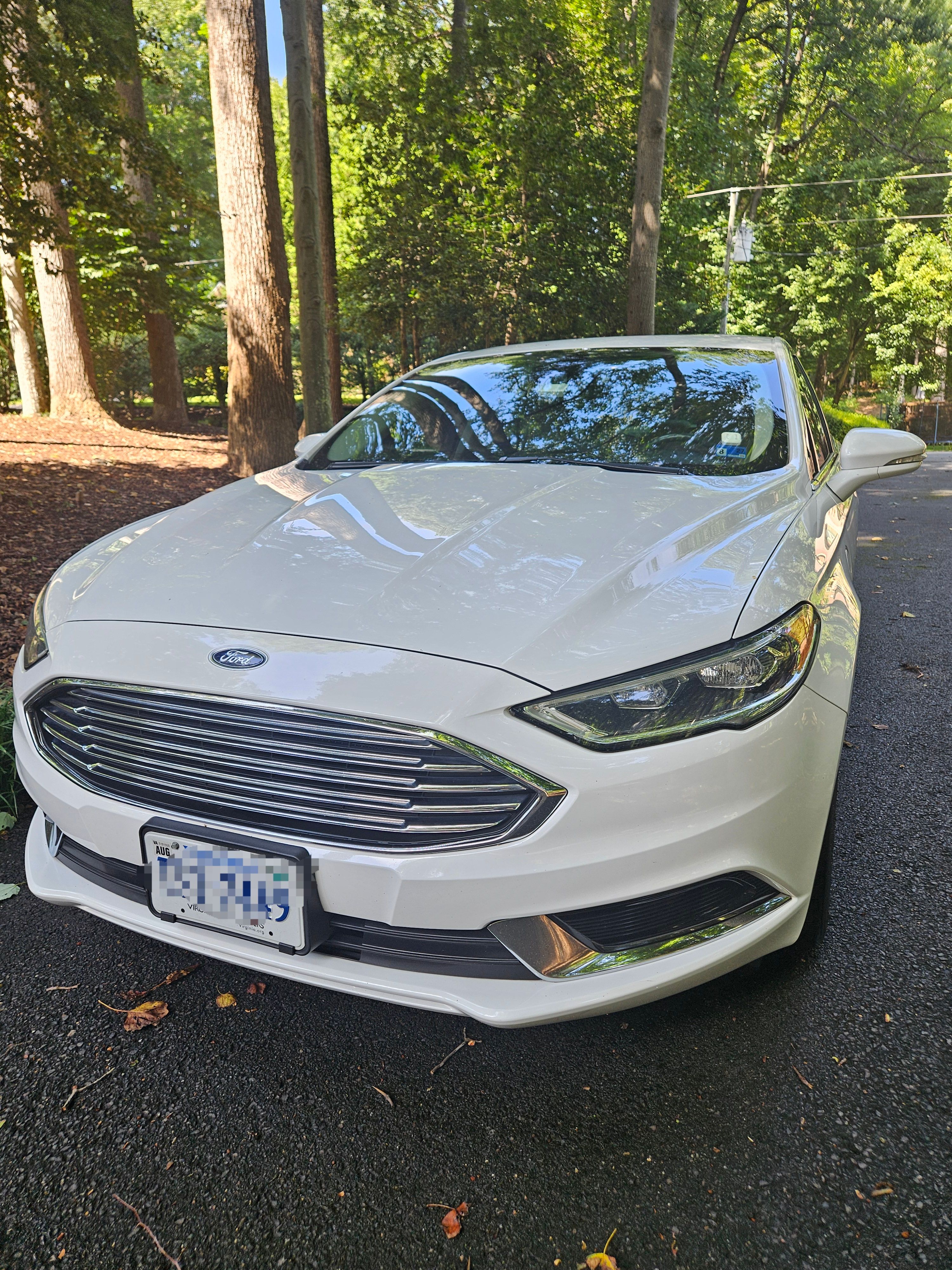 Used 2018 Ford Fusion Energi SE FWD image 15