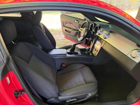 Used 2007 Ford Mustang GT RWD image 15