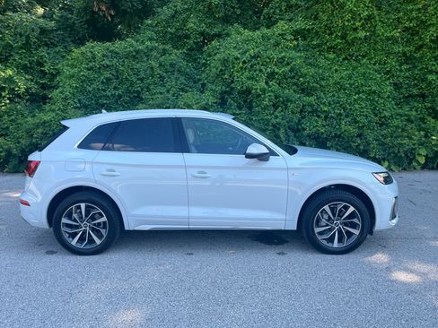 Used 2022 Audi Q5 2.0T Premium AWD/4WD image 11