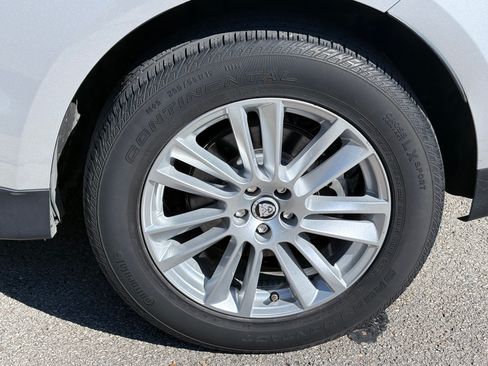 Used 2017 Jaguar F-PACE Prestige image 31