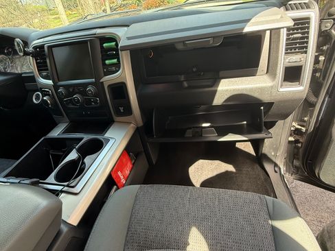 Used 2015 RAM 1500 Outdoorsman image 11