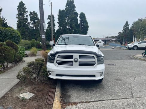 Used 2015 RAM 1500 Sport w/ Sport Premium Group image 7