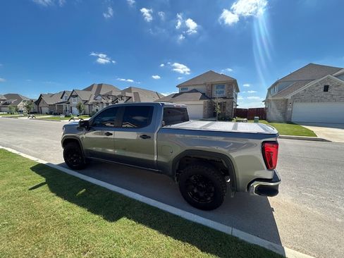 Used 2021 GMC Sierra 1500 2WD Crew Cab w/ Sierra Value Package image 16
