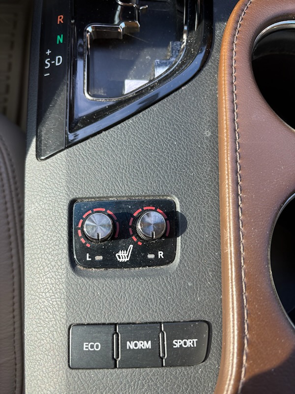 Used 2017 Toyota Avalon XLE Premium FWD image 24