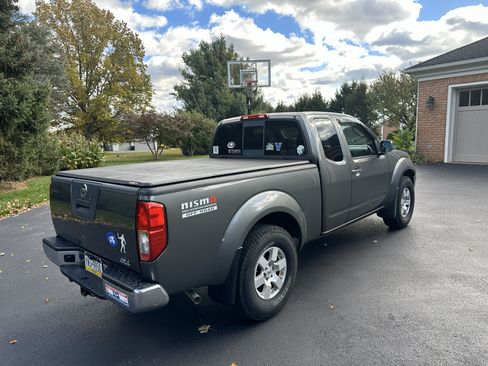 Used 2007 Nissan Frontier NISMO image 6