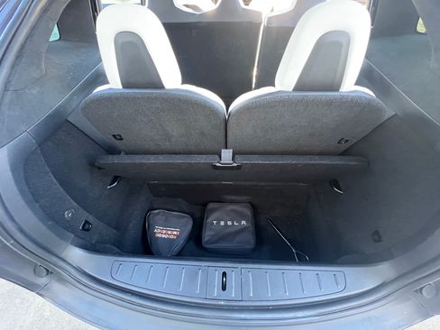 Used 2021 Tesla Model X Long Range image 23