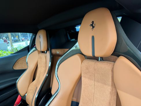 Used 2022 Ferrari SF90 Stradale image 6