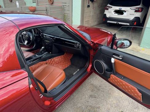 Used 2008 MAZDA MX-5 Miata Grand Touring w/ Premium Pkg image 6