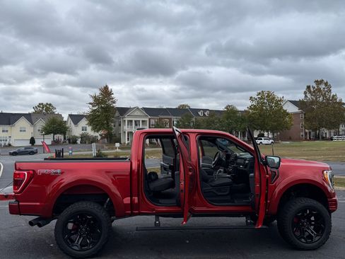Used 2023 Ford F150 XLT w/ Equipment Group 302A High image 26