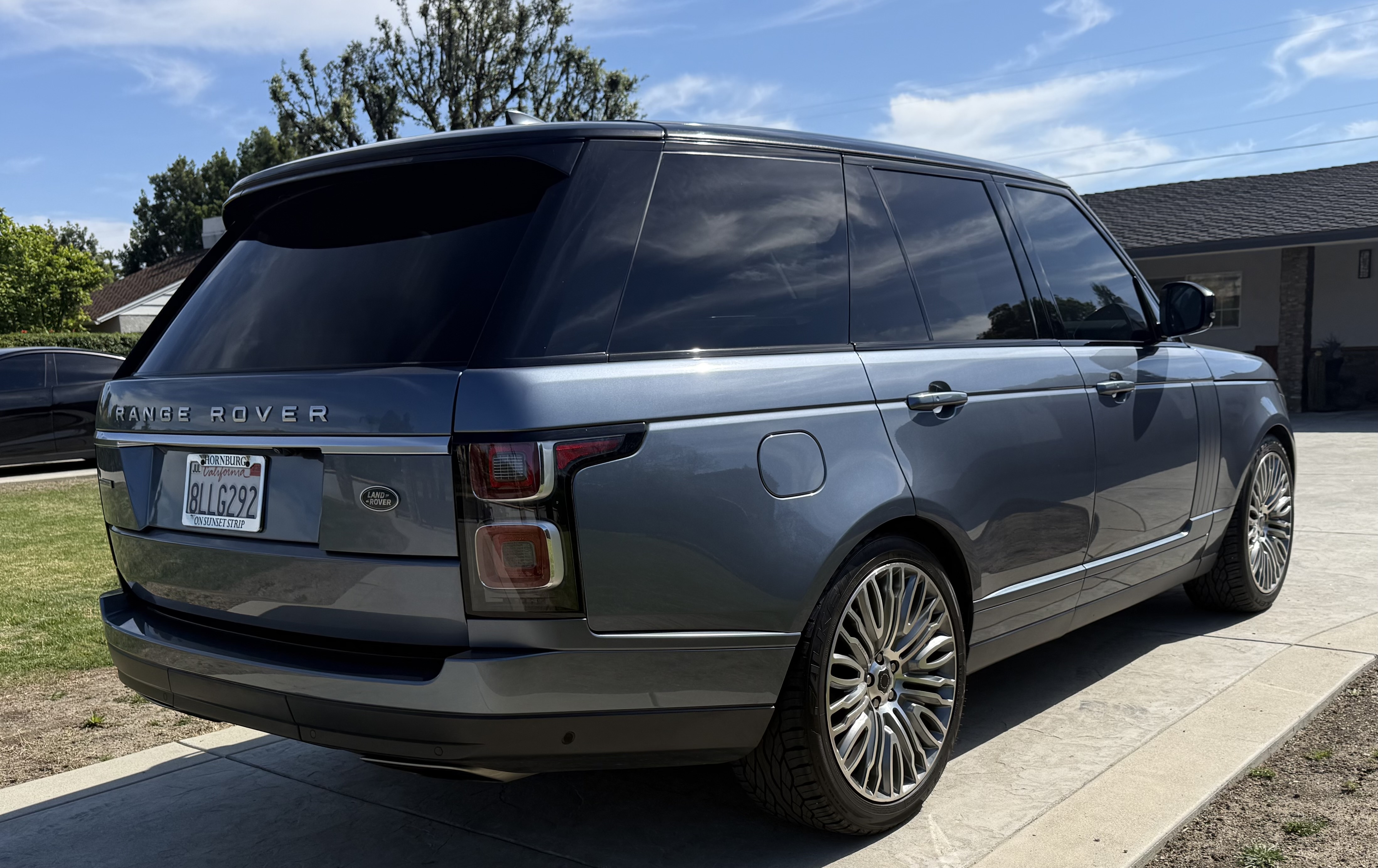 Used 2019 Land Rover Range Rover HSE AWD/4WD image 4