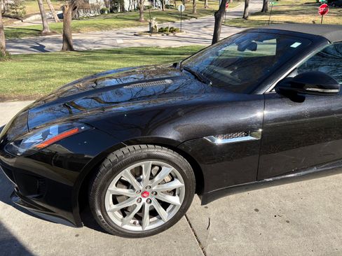 Used 2016 Jaguar F-TYPE Convertible image 14