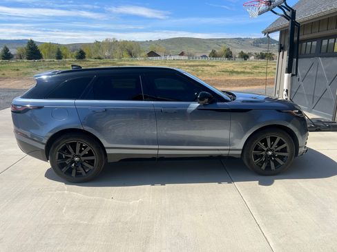 Used 2020 Land Rover Range Rover Velar R-Dynamic S AWD/4WD image 1