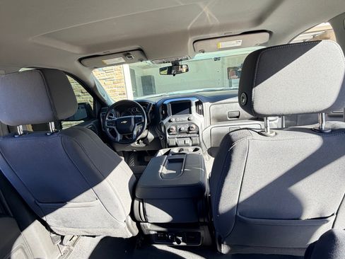 Used 2021 Chevrolet Silverado 1500 LT image 6