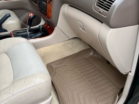 Used 2000 Lexus LX 470 4WD image 20