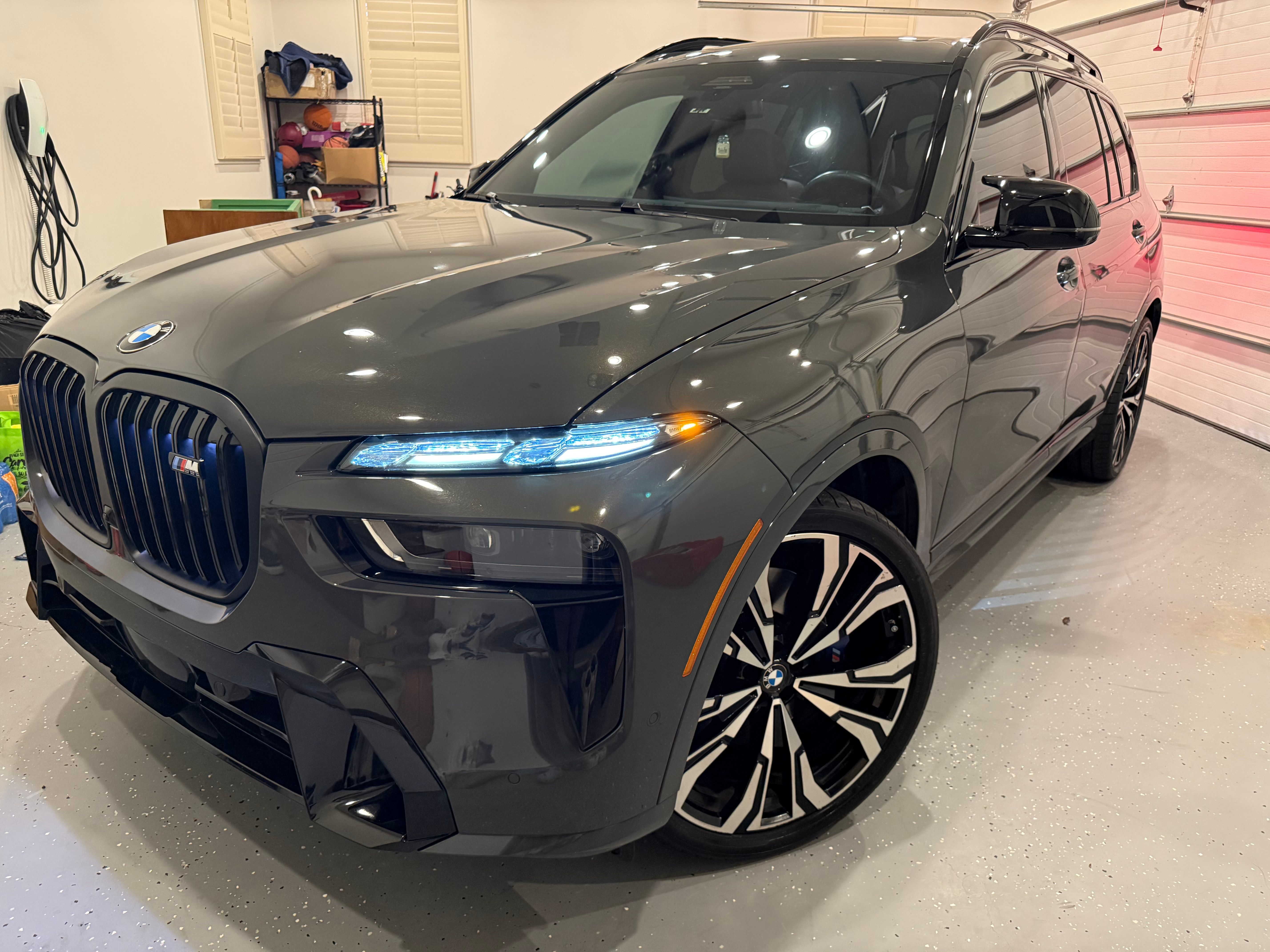 Used 2024 BMW X7 M60i w/ Executive Package AWD/4WD image 1
