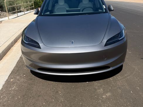 Used 2025 Tesla Model 3 Long Range AWD/4WD image 1