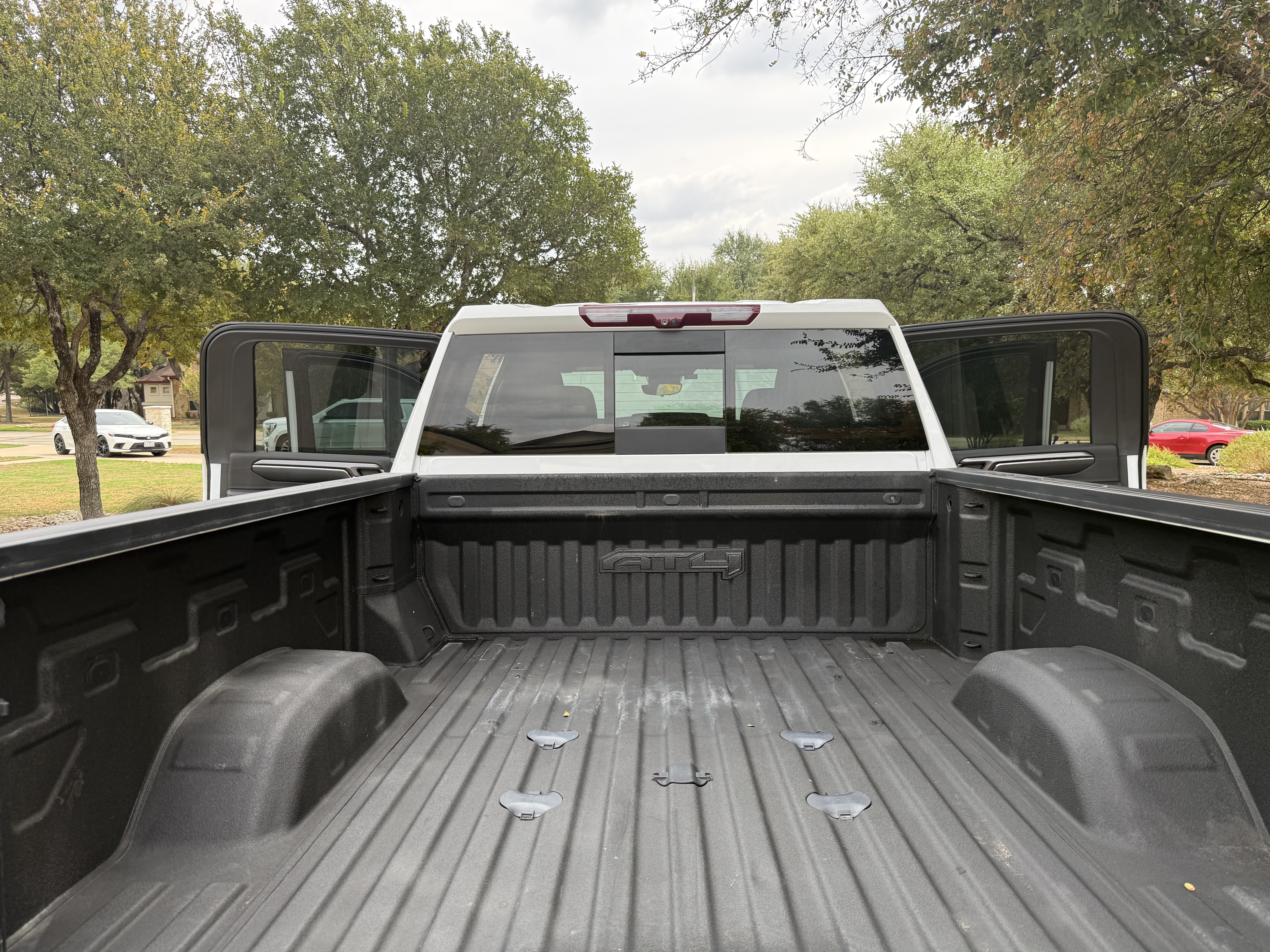 Used 2024 GMC Sierra 2500 AT4 w/ AT4 Premium Plus Package AWD/4WD image 19