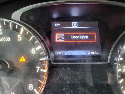 Used 2017 Nissan Altima 2.5 SV image 6