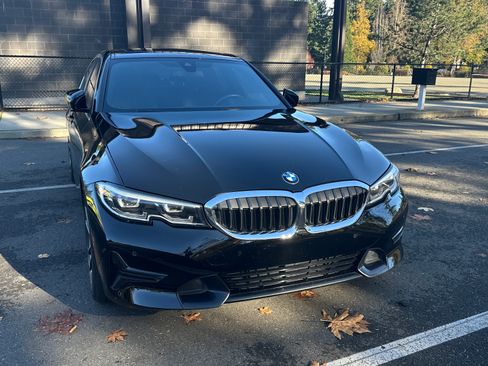 Used 2019 BMW 330i Sedan w/ Convenience Package image 1