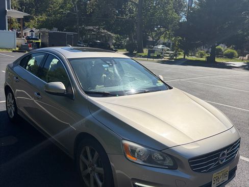 Used 2016 Volvo S60 T5 Premier AWD/4WD image 9
