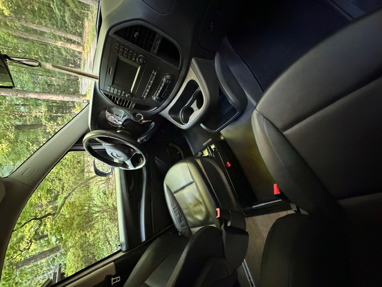 Used 2020 Mercedes-Benz Metris Passenger image 13