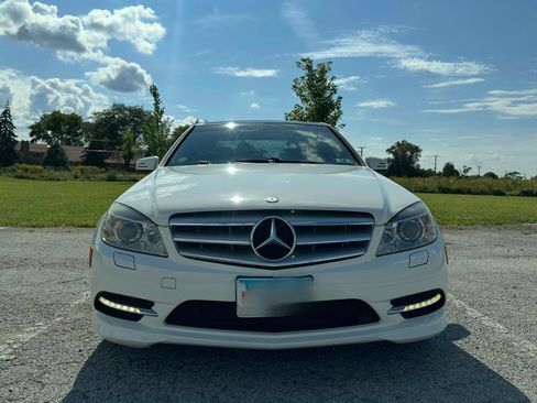 Used 2011 Mercedes-Benz C 300 Sedan image 2