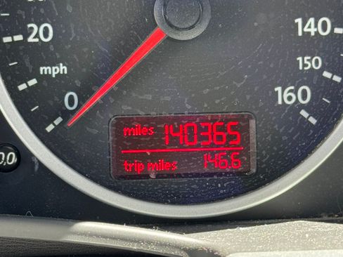Used 2008 Volkswagen Touareg V6 AWD/4WD image 8