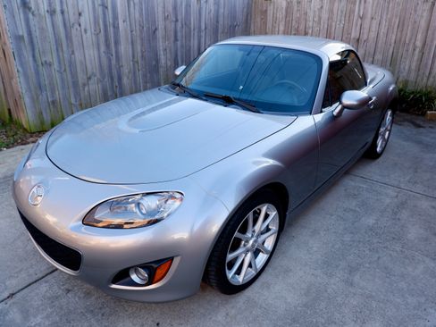 Used 2012 MAZDA MX-5 Miata Grand Touring w/ Premium Pkg image 1