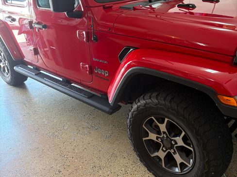 Used 2020 Jeep Wrangler Unlimited Sahara AWD/4WD image 2