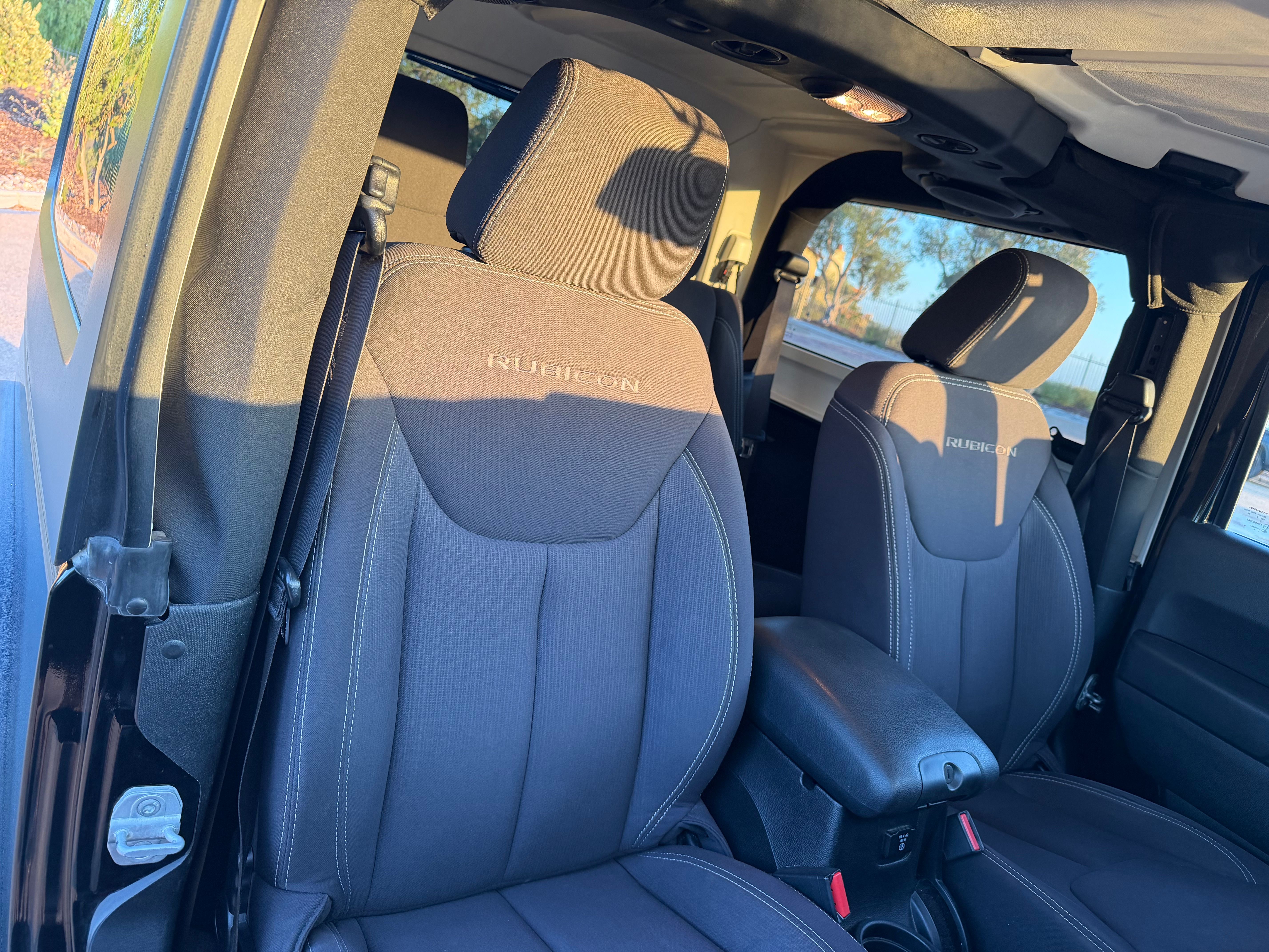 Used 2013 Jeep Wrangler Rubicon w/ Dual Top Group AWD/4WD image 11