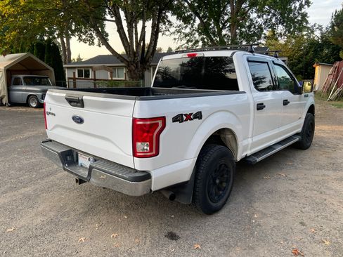 Used 2016 Ford F150 XLT w/ Max Trailer Tow Package image 4