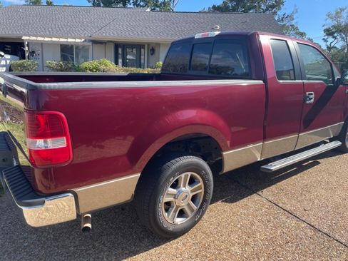 Used 2005 Ford F150 XLT image 8