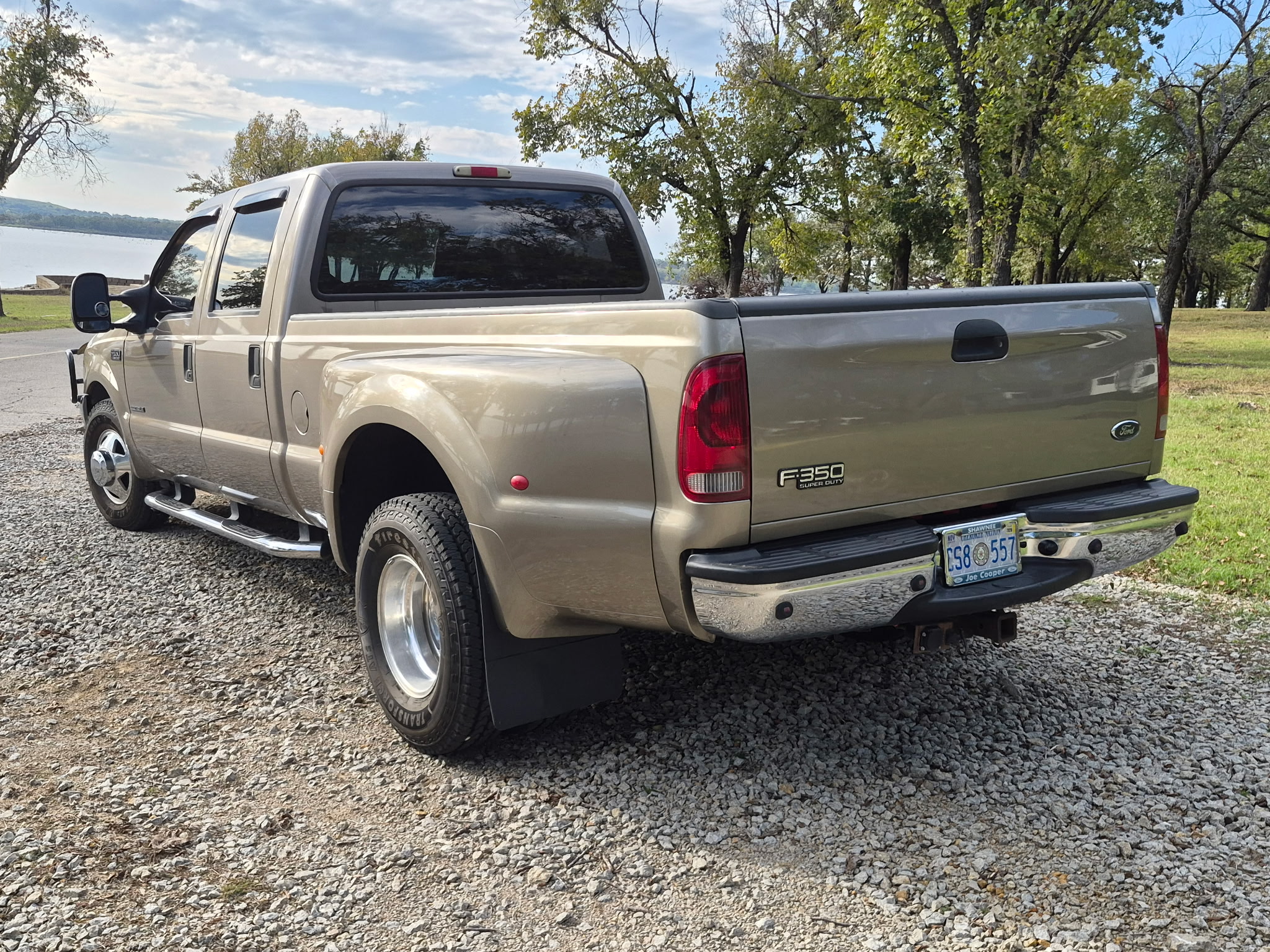 Used 2002 Ford F350 2WD Crew Cab DRW Super Duty image 4