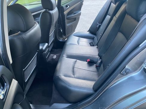Used 2010 INFINITI G37 Sport image 12