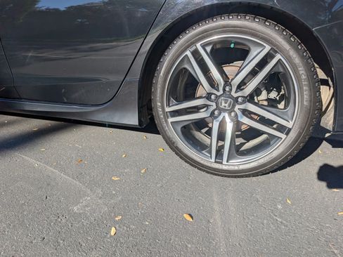 Used 2016 Honda Accord Sport image 18