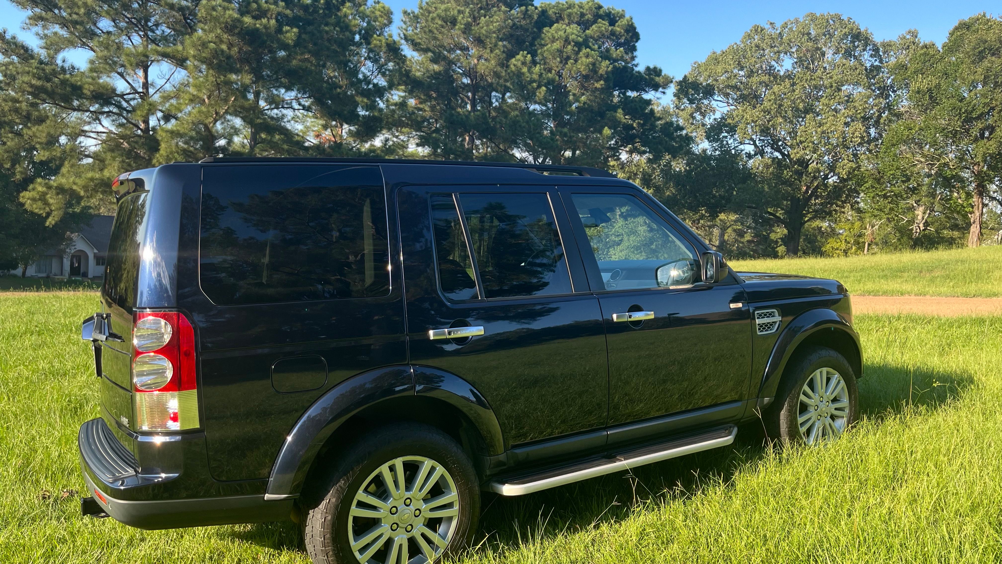 Used 2012 Land Rover LR4 HSE AWD/4WD image 9
