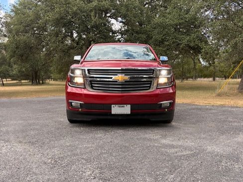 Used 2015 Chevrolet Suburban LTZ AWD/4WD image 6