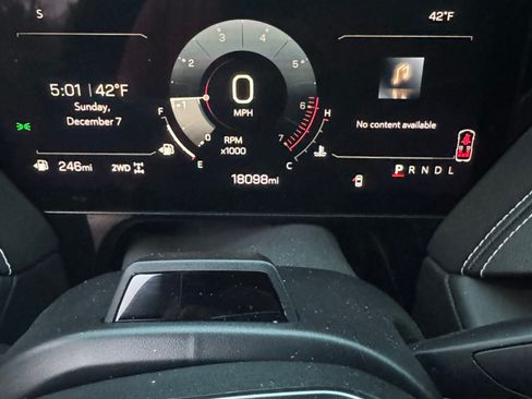 Used 2025 GMC Yukon AT4 Ultimate image 10