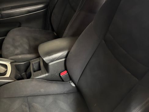 Used 2016 Nissan Rogue S AWD/4WD image 11