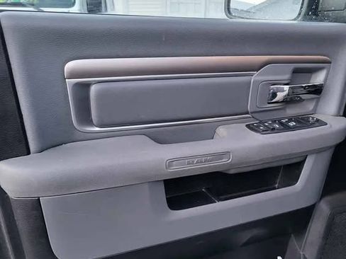 Used 2016 RAM 1500 Classic SLT RWD image 10